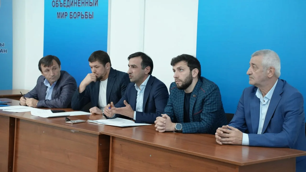 В Хасавюрте состоялось первое заседание оргкомитета по подготовке к XXVII Международном...