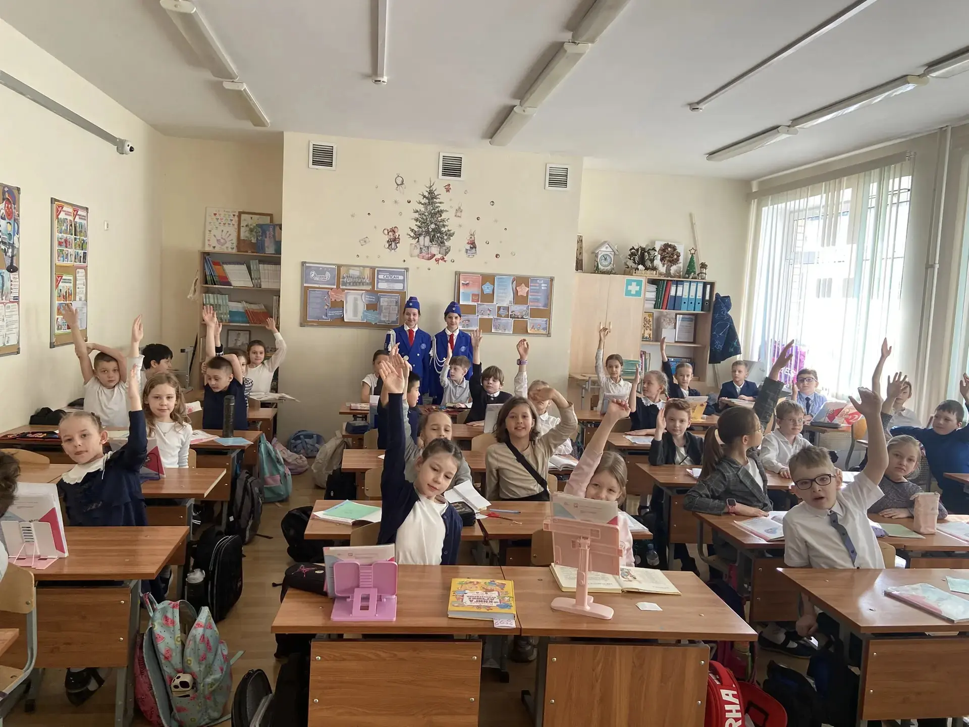 27.03.2026 агитотряд ЮИД «Дорожные стрижи» (корпус 3) МБОУ «Видновская СОШ 5 с УИОП» провели меропри