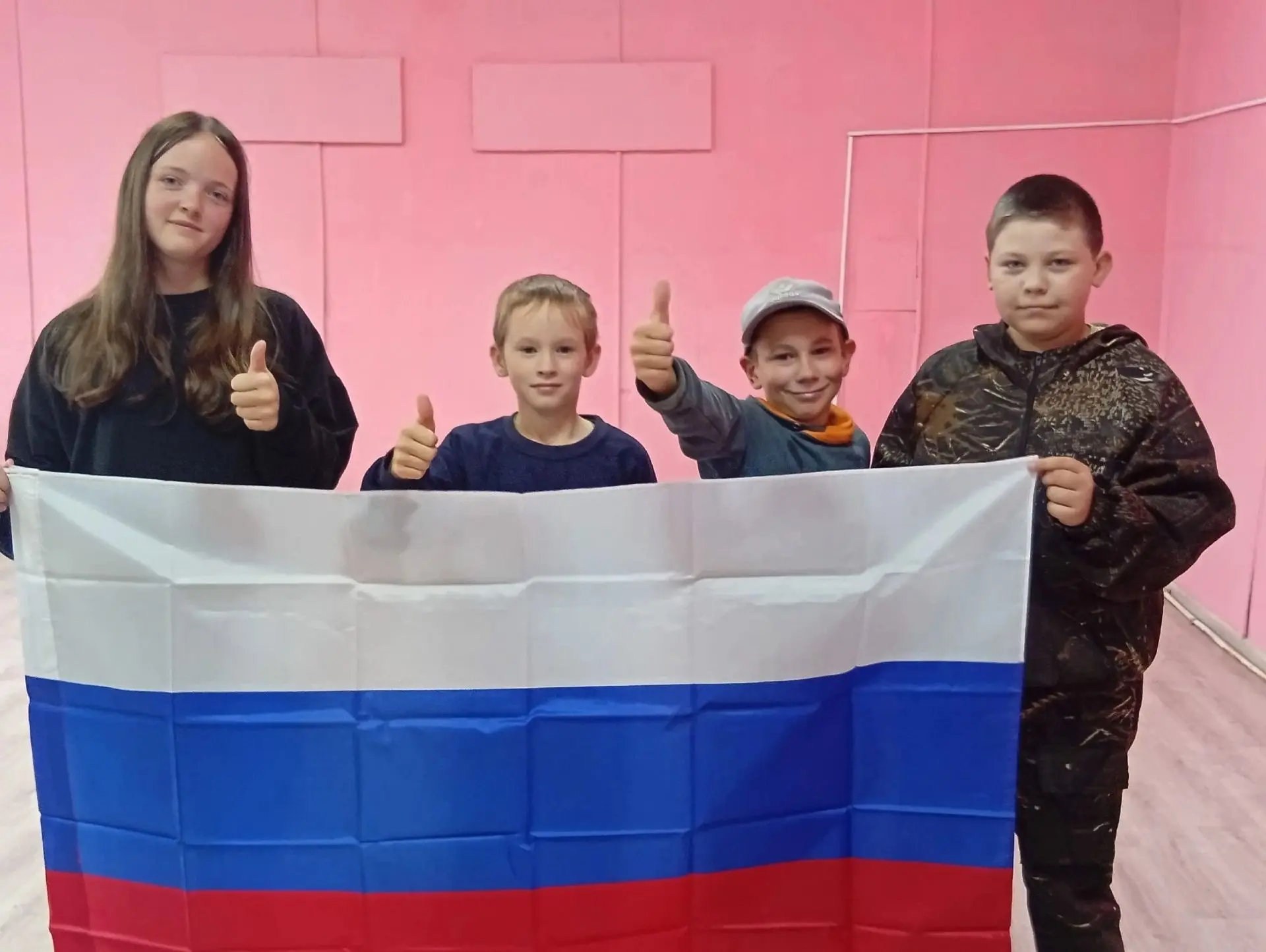 В минувшие выходные в нашем Доме культуры было по-особенному торжественно и уютно. Мы п...