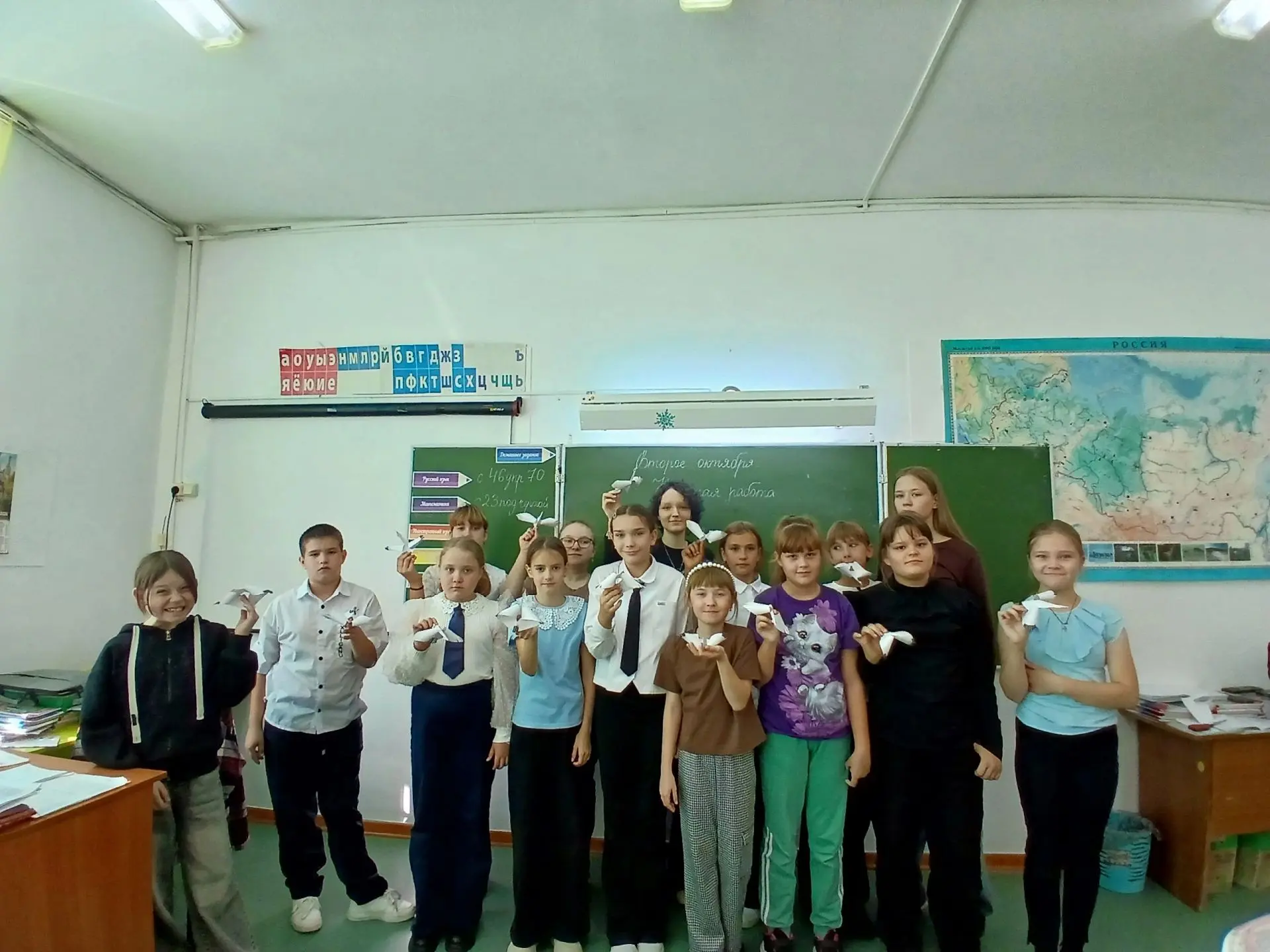 🕊️Белые журавли — в детских руках 💥