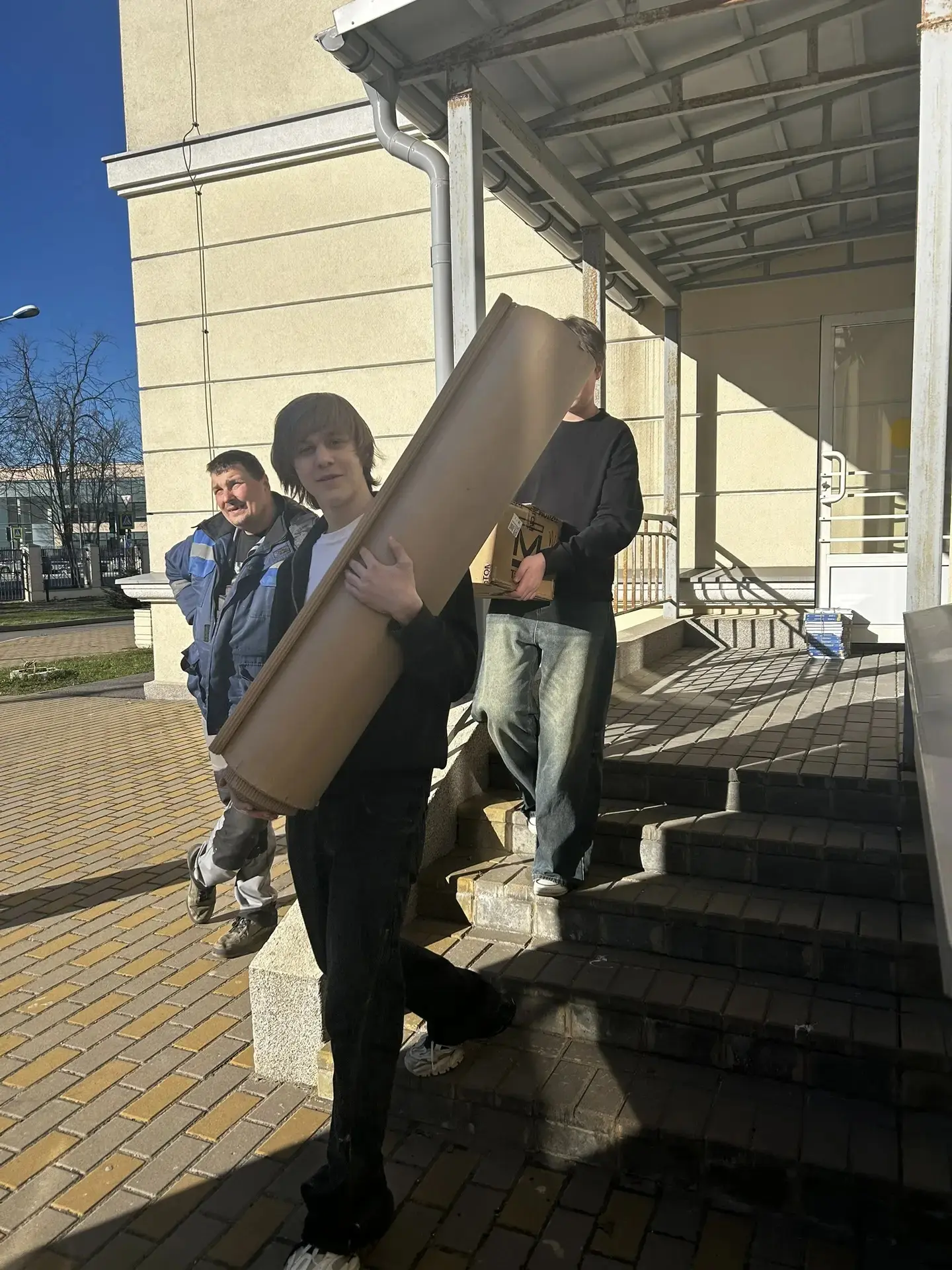 🌍 Подводим итоги сбора макулатуры ко Дню Земли! В нашей школе прошёл масштабный сбор макулатуры, пос