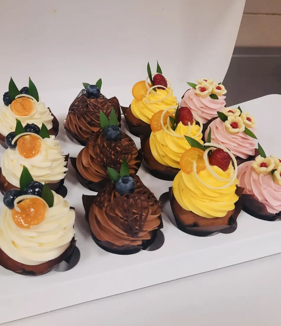 🎉 Последние звонки и выпускные — время ярких эмоций и сладких моментов!
