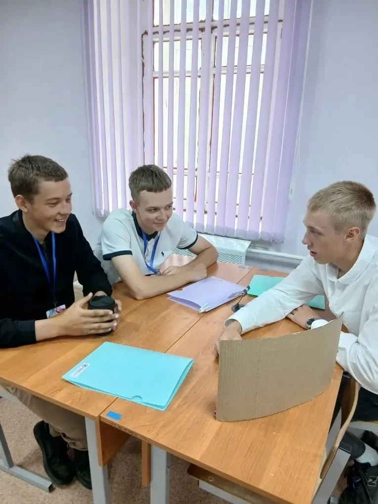 🎓 Фестиваль профессий — 2026: как это было!

В минувшую пятницу ученики 8 и 10 классов стали участн