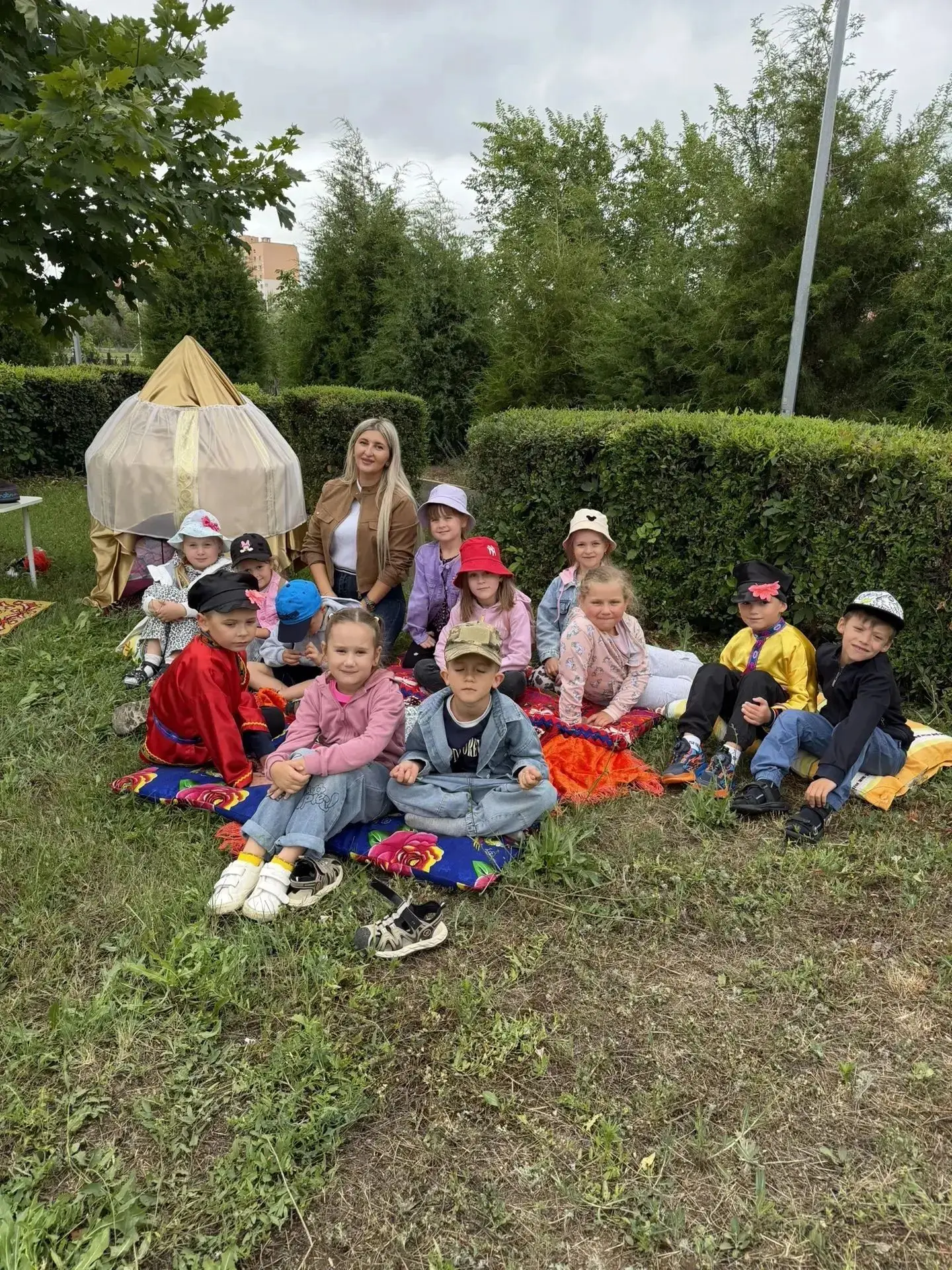 17. 07. 26 в  рамках проекта "Дружба народов" в старшей группе №4 состоялся праздник "Дружба крепкая