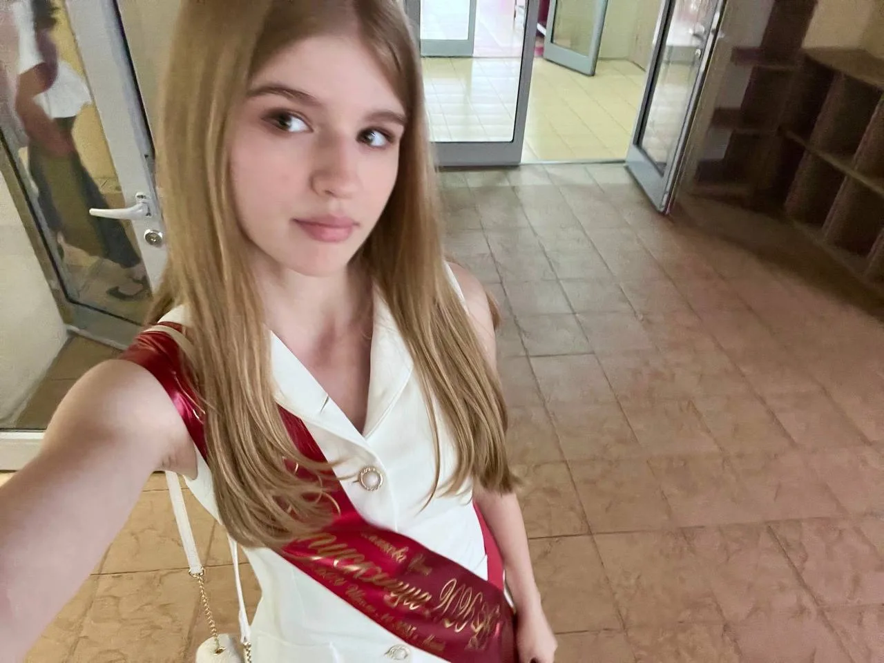 «Если звезды зажигают – значит – это кому-нибудь нужно?» – задается вопросом В.В.Маяковский. А мы ут