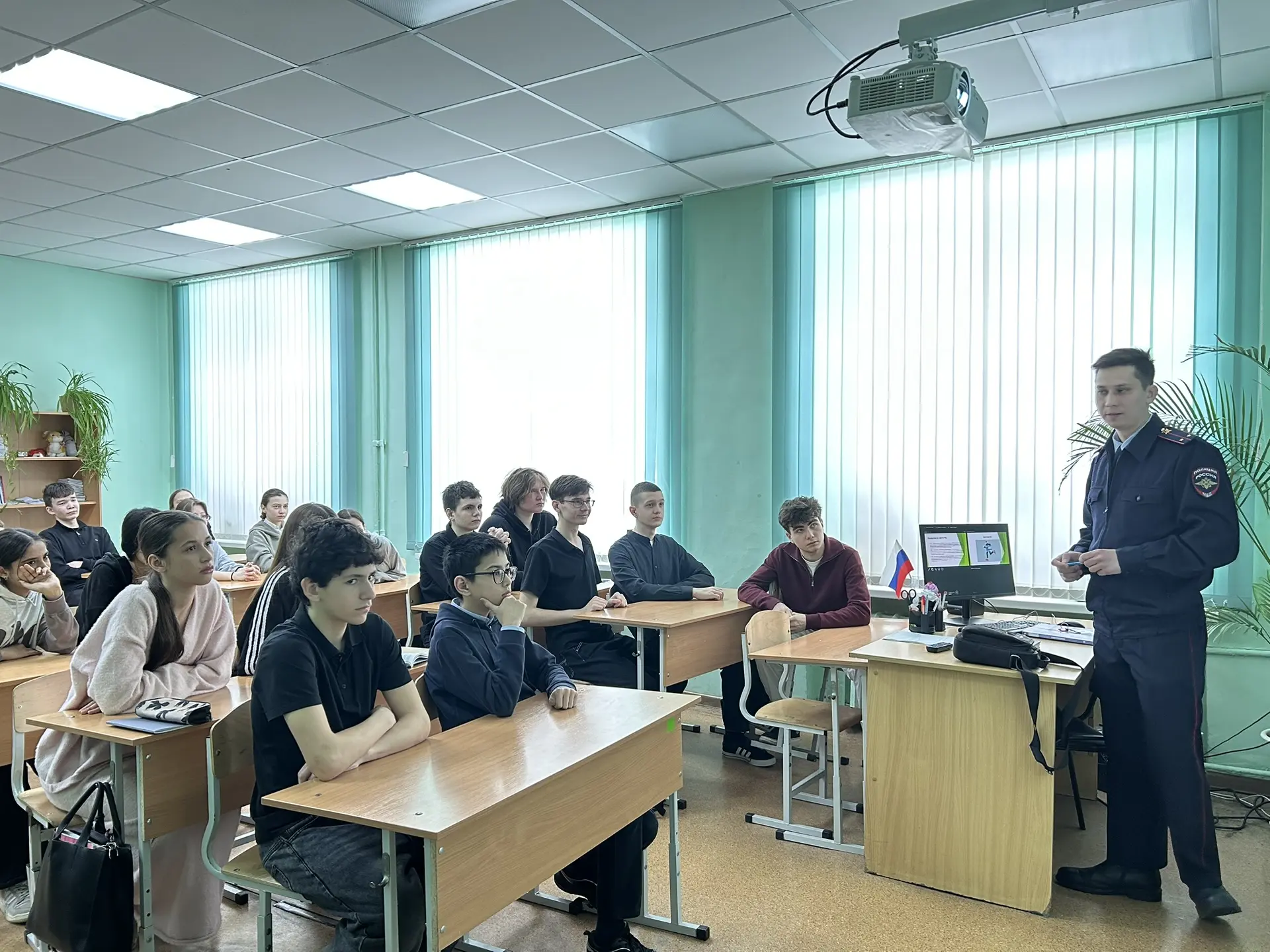 📣 Эксперт отдела ЭКУ ЭКЦ ГУ МВД России по Свердловской области, лейтенант полиции Жалилов Альберт Ил