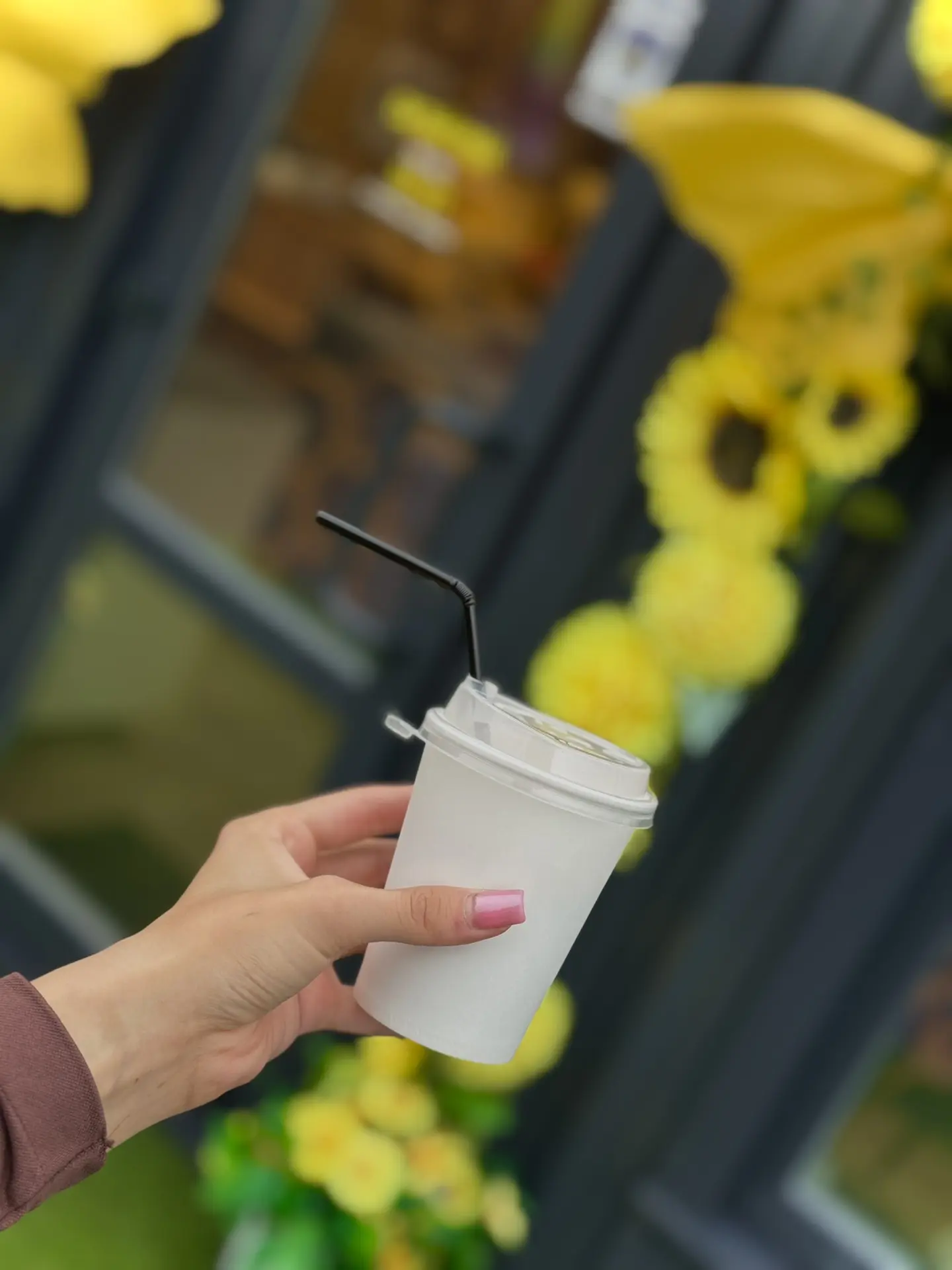 ☕️ А вы знали, что ваша чашечка кофе напрямую зависит от... пчёл? 🐝