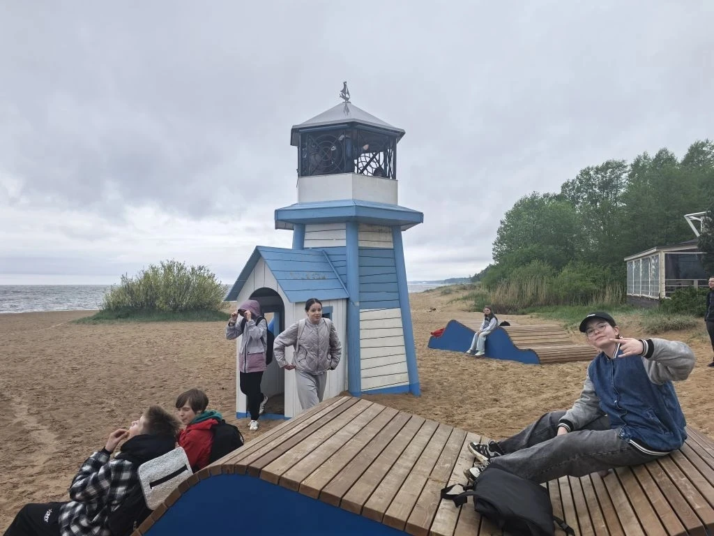 Ура, у 6б состоялось маленькое приключение! 🚌✨