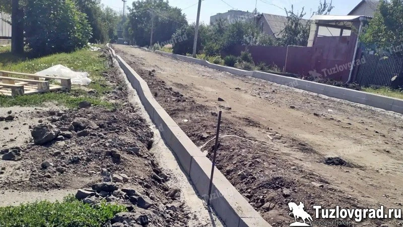Улица Яновская в Новочеркасске готовится к асфальтированию