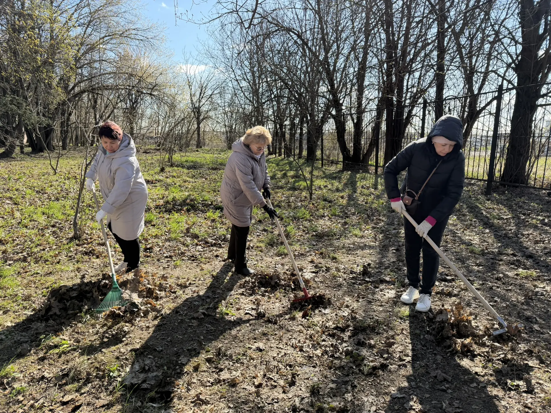 🌿✨ Сегодня в нашем образовательном комплексе прошли субботники! ✨🌿  Хочется выразить огромную благод