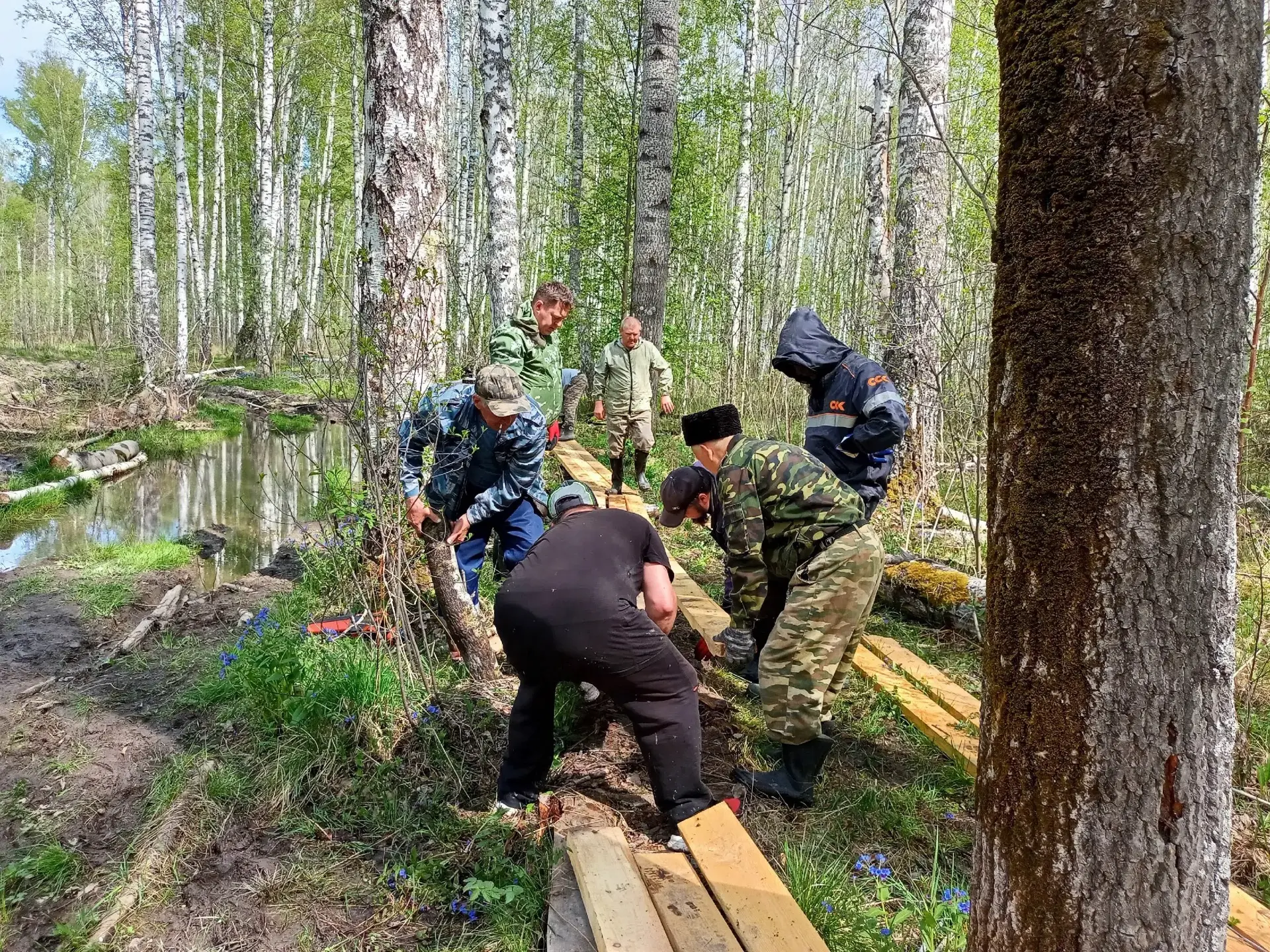 Нужна помощь на Святом источнике 1 августа!

Здравствуйте  дорогие тавдинцы. В субботу  едем продолж