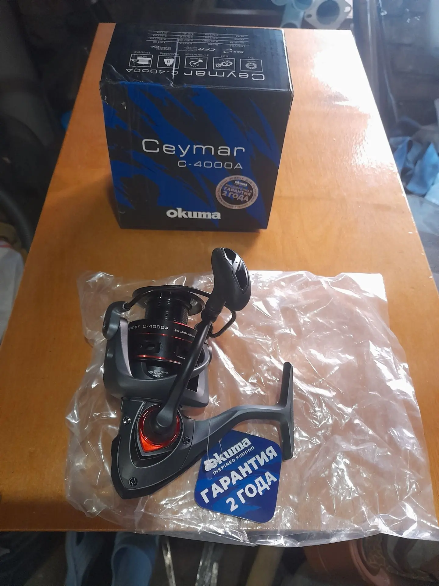 Продам абсолютно новую катушку Okuma Ceymar 4000. Все характеристики на фото. Цена 6000р.