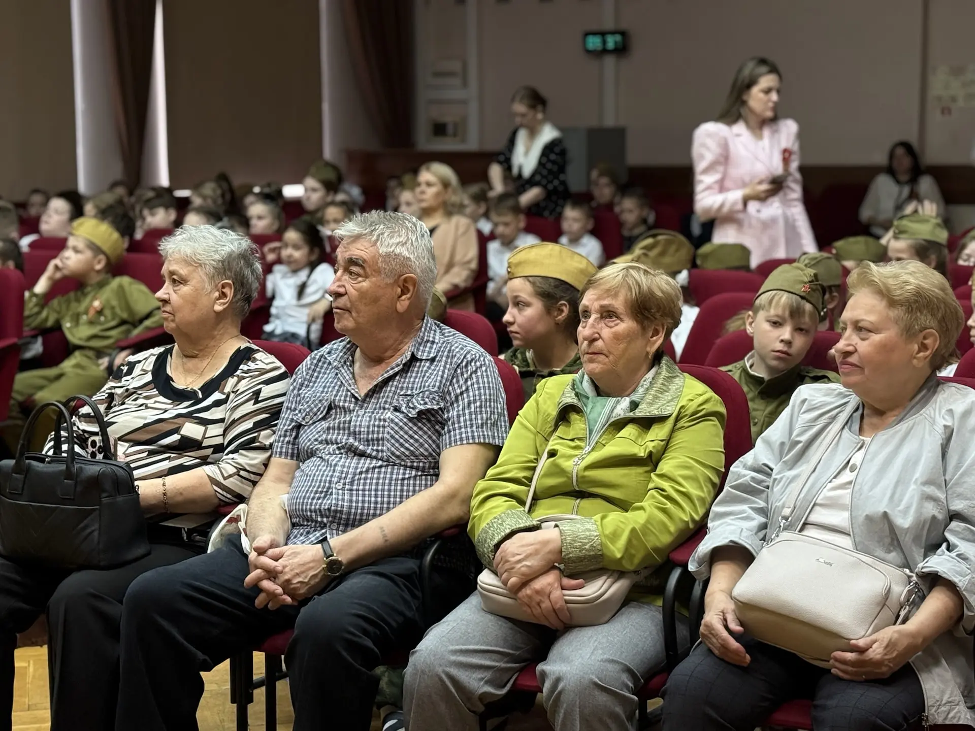 🕊 Продолжаем рассказывать о памятных мероприятиях, посвящённых Дню Победы  Ученики 3-х классов прове