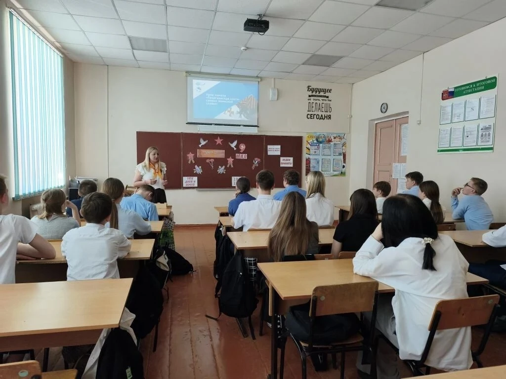 Связь поколений в одной ленте 🧡🖤