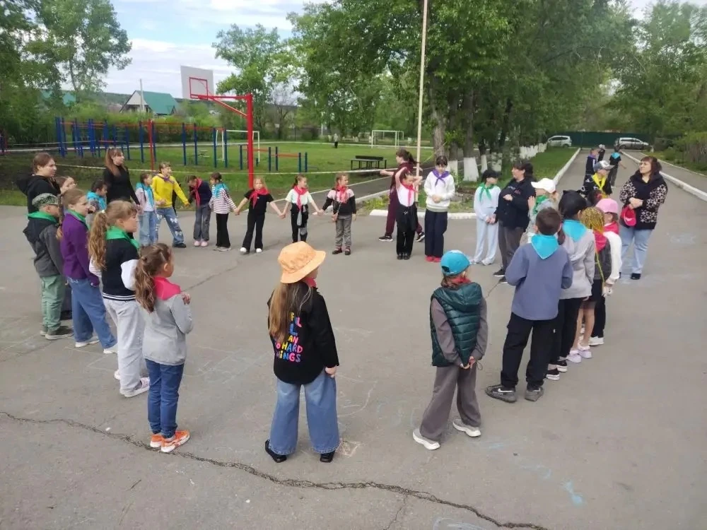 Не успели оглянуться, а второй день уже пролетел! 😎 Он прошёл под девизом коллективно-...
