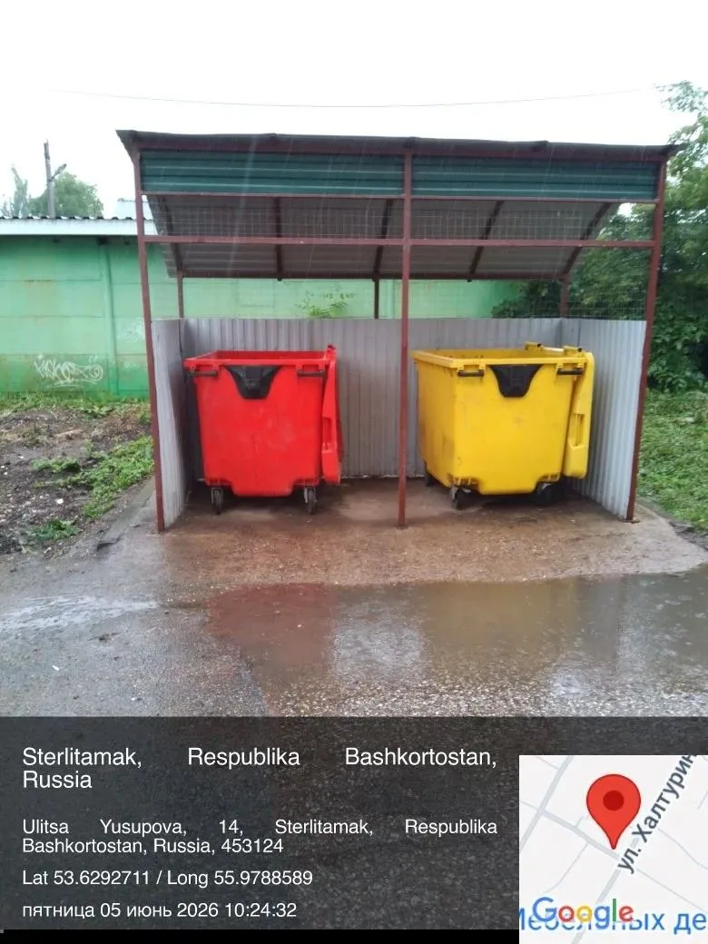 Уборка контейнерных площадок частного сектора города проходит без срывов в ежедневном р...