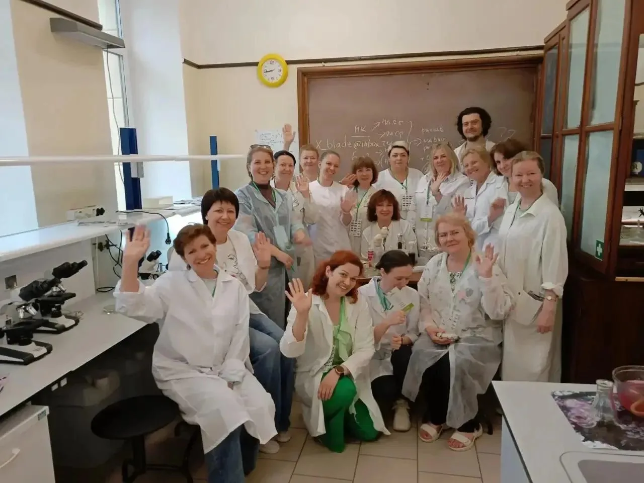 Педагоги на каникулах: Елена Олеговна и мировые тенденции современной биологии 

🔬 🌱 С 6 по 11 июл