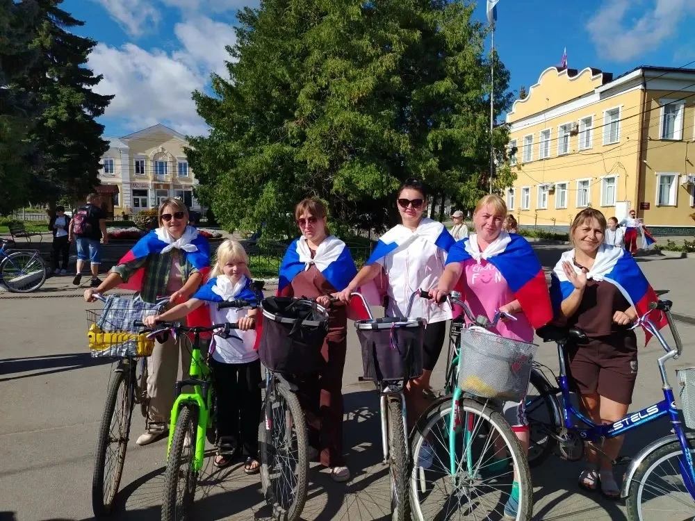 22 августа в России отмечается День Флага. Это знаковый праздник, который символизирует...