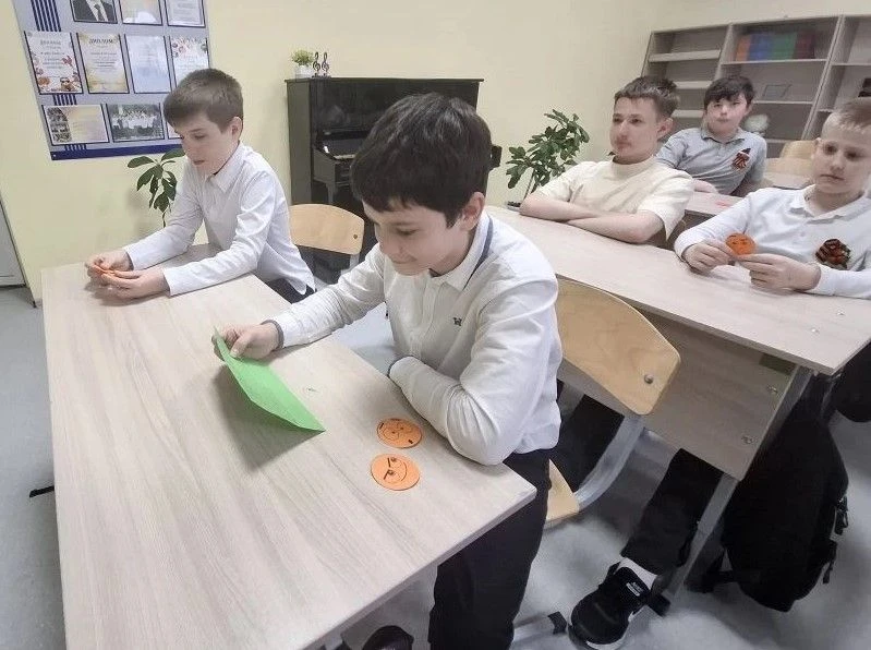 «Слушать сердцем: развитие эмпатии и эмоционального интеллекта»🤩. Обучающиеся 6 «К» класса ❤️отправи