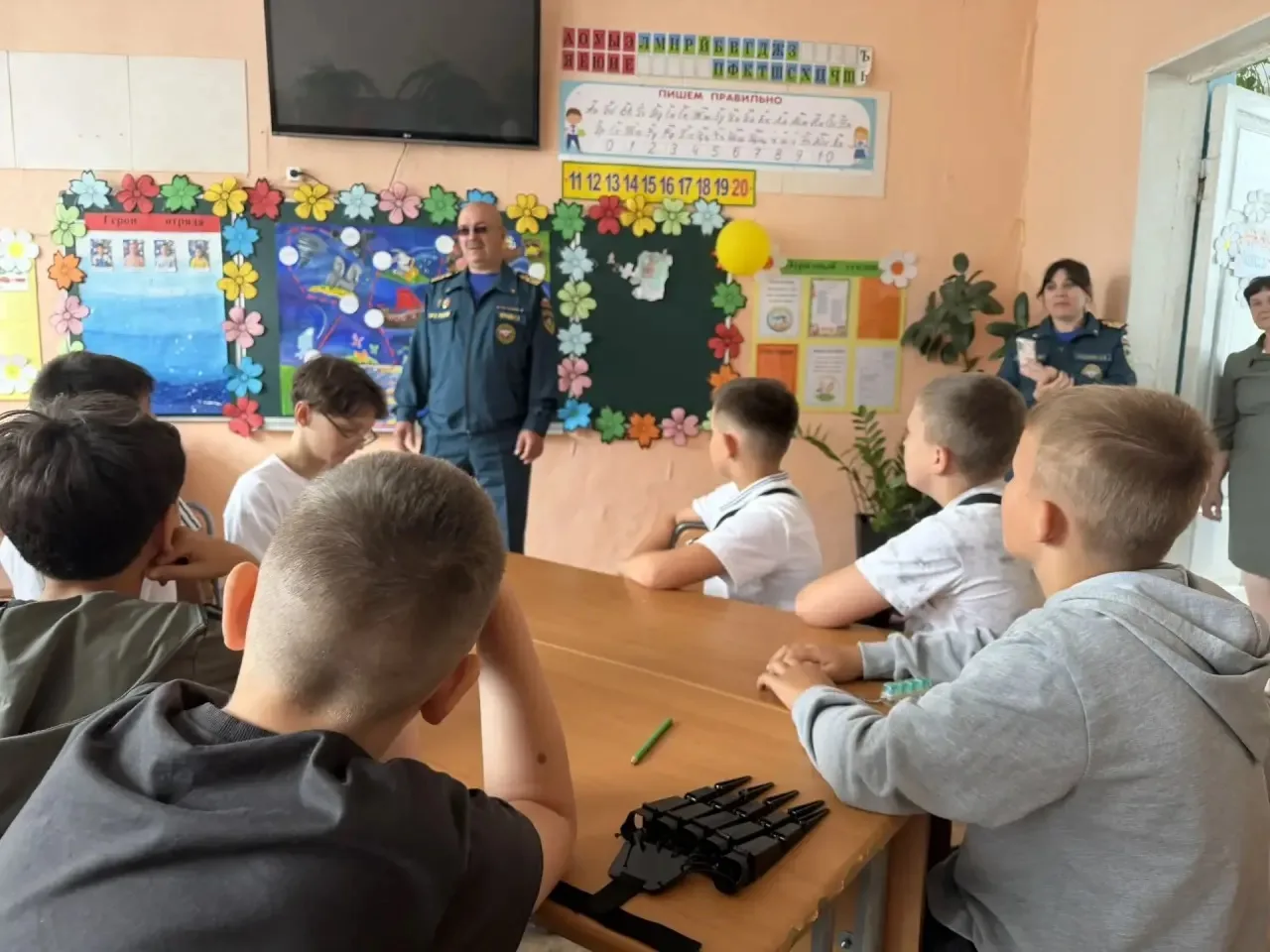 ❗️Безопасность на воде — это важно!

Сегодня в отряде «Непоседы» прошла профилактическая беседа о пр