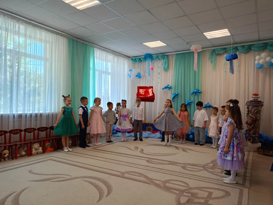 В дошкольном отделении «Колосок» состоялся яркий и запоминающийся выпускной утренник под названием «