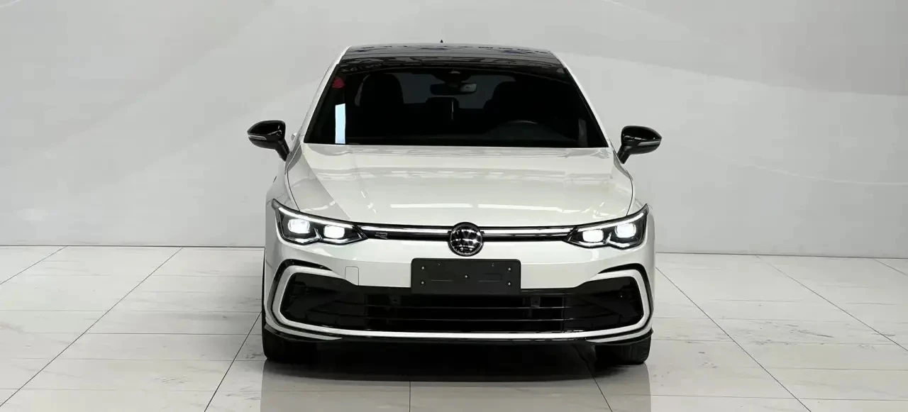 СТОК КИТАЙ🇨🇳

VOLKSWAGEN GOLF 

Выпуск: январь 2022 г.
Двигатель: 280TSi 1.4Т | бензин | 150 л.с. 