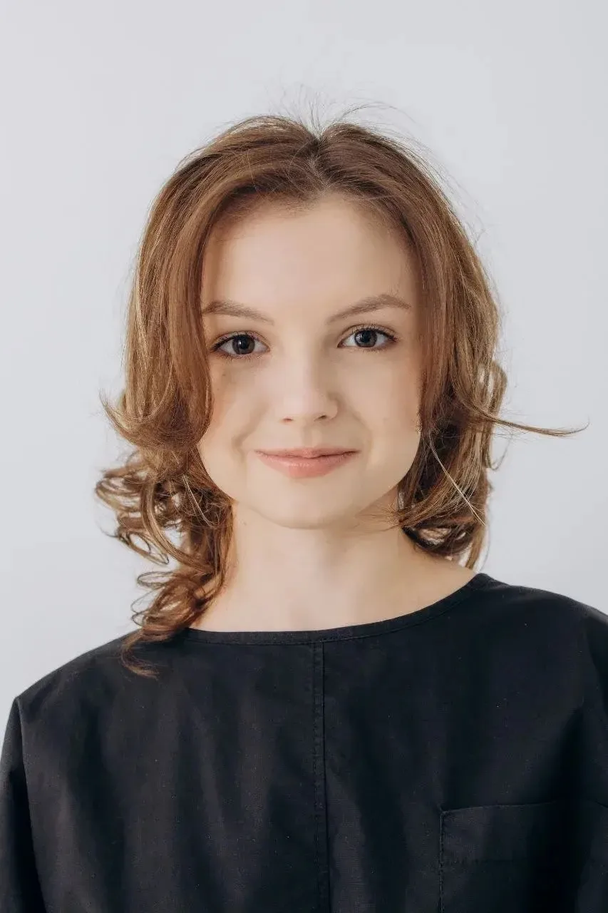 🎓 100 баллов по литературе! Наша выпускница СЕМЫКИНА МИЛАНА совершила настоящее чудо! 🎓