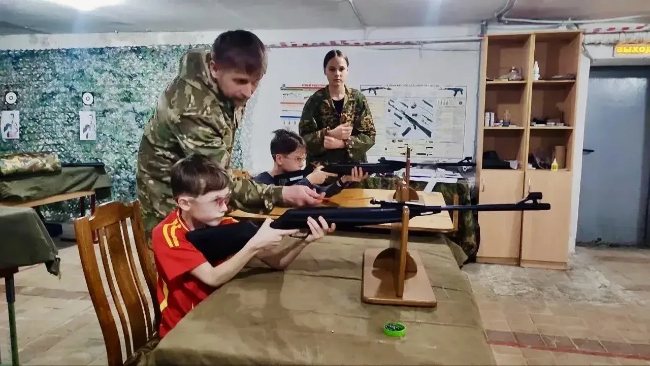 ВОТ ЭТО КАНИКУЛЫ! 🔥  🤓 Друзья! Вчера мы делились впечатлениями о насыщенных буднях наших ребят на см