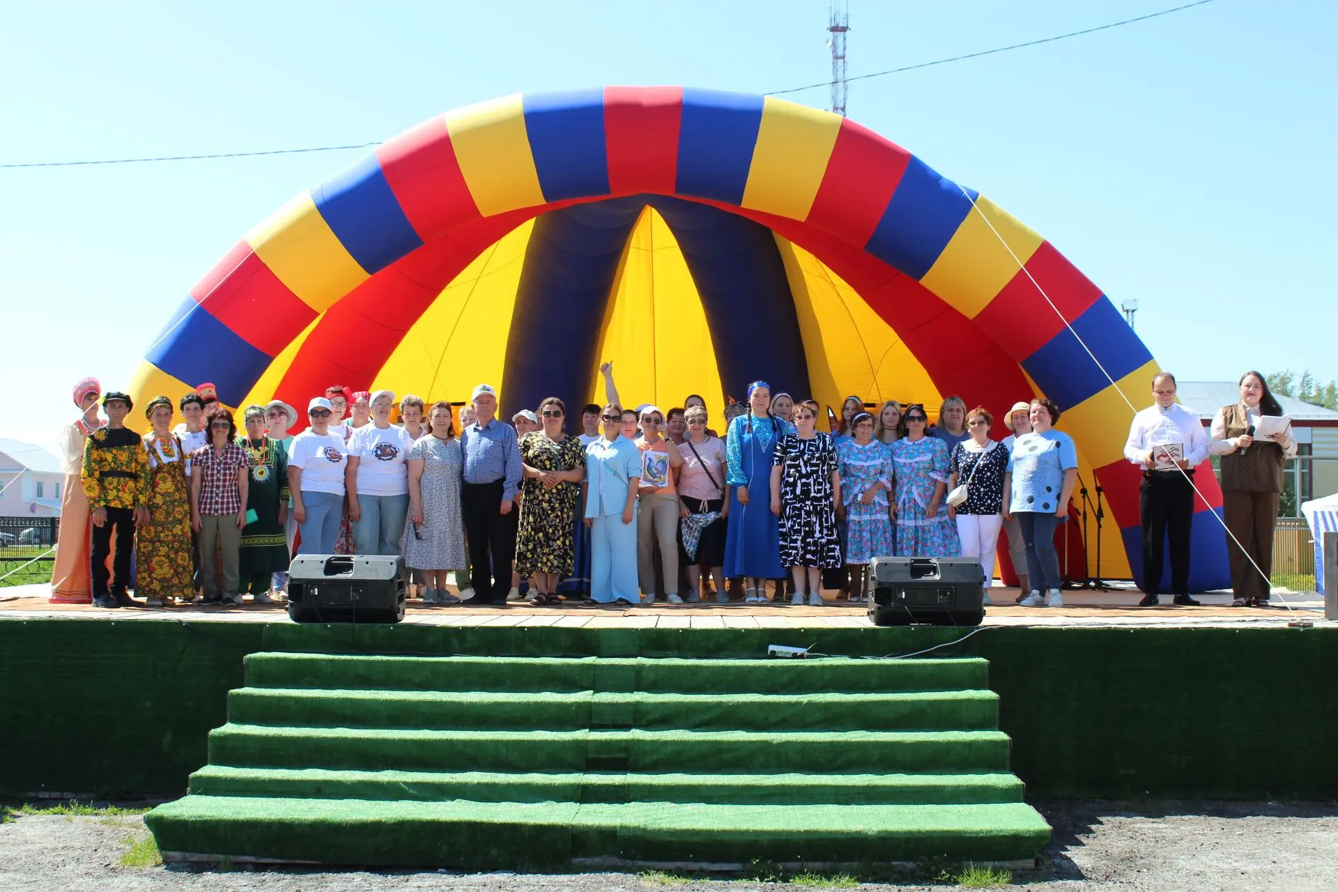 6 июня в Каргаске вновь прошёл фестиваль малых городов и сёл «Медвежий угол»🐻

В этом году темой фе