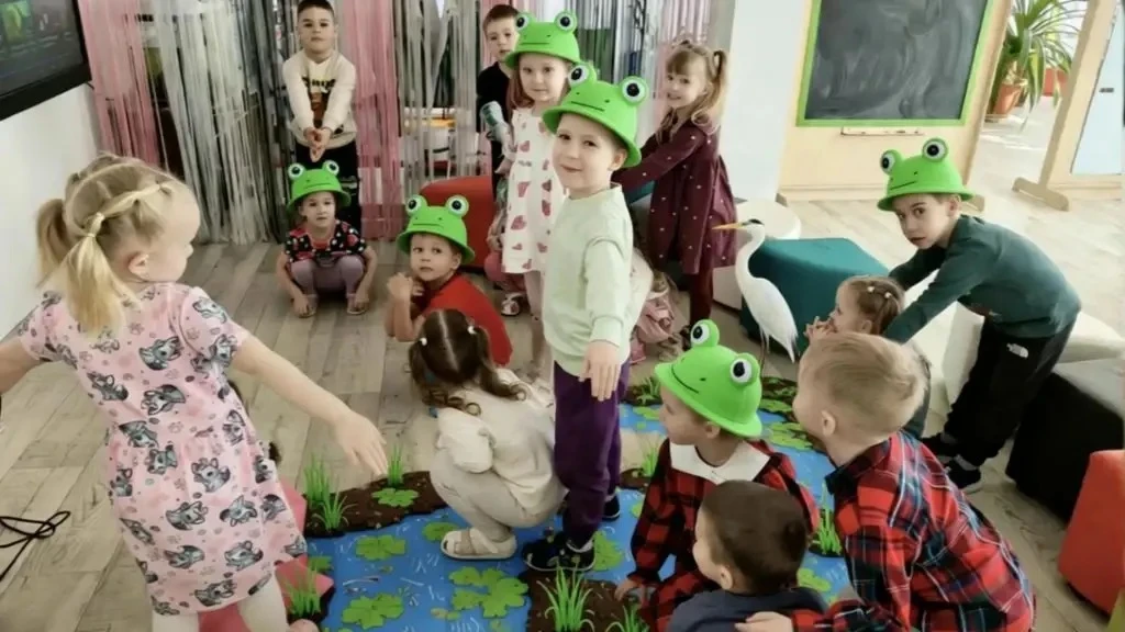 🦢 Малая колпица: редкая гостья в 12 группе!  В рамках эколого-просветительского проекта «12 символов