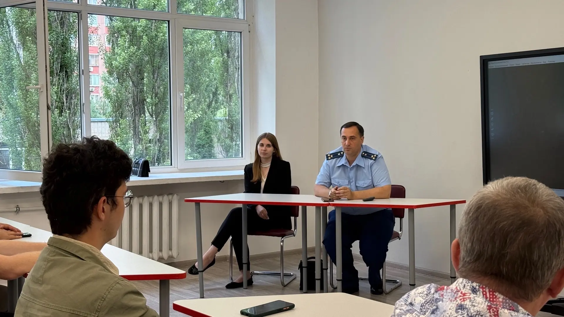 🔐 Лето — летом, а про безопасность забывать нельзя! 

Сегодня в КИИМО прошла важная встреча с предс