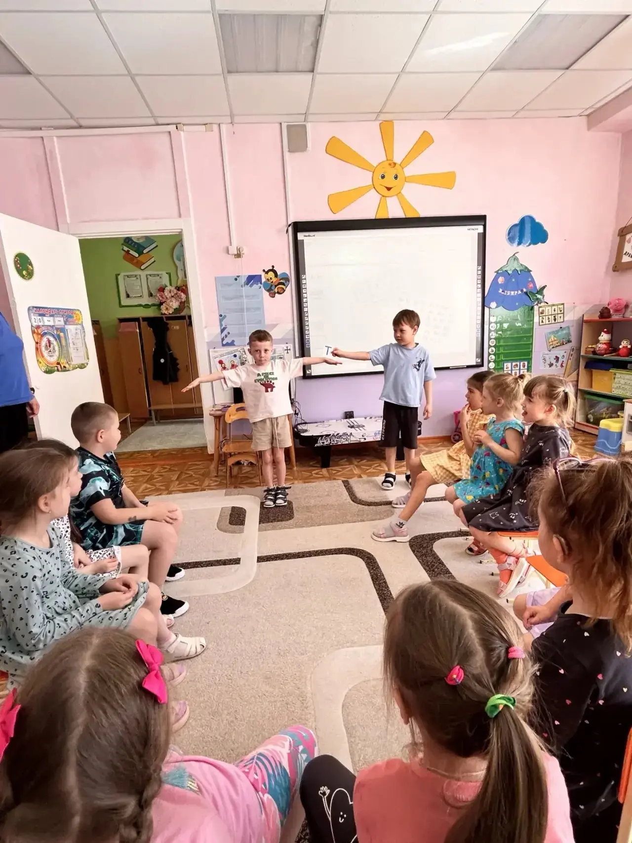 День славянской культуры и письменности      В старшей группе «Пчелка» прошла неделя, посвящённая Дн