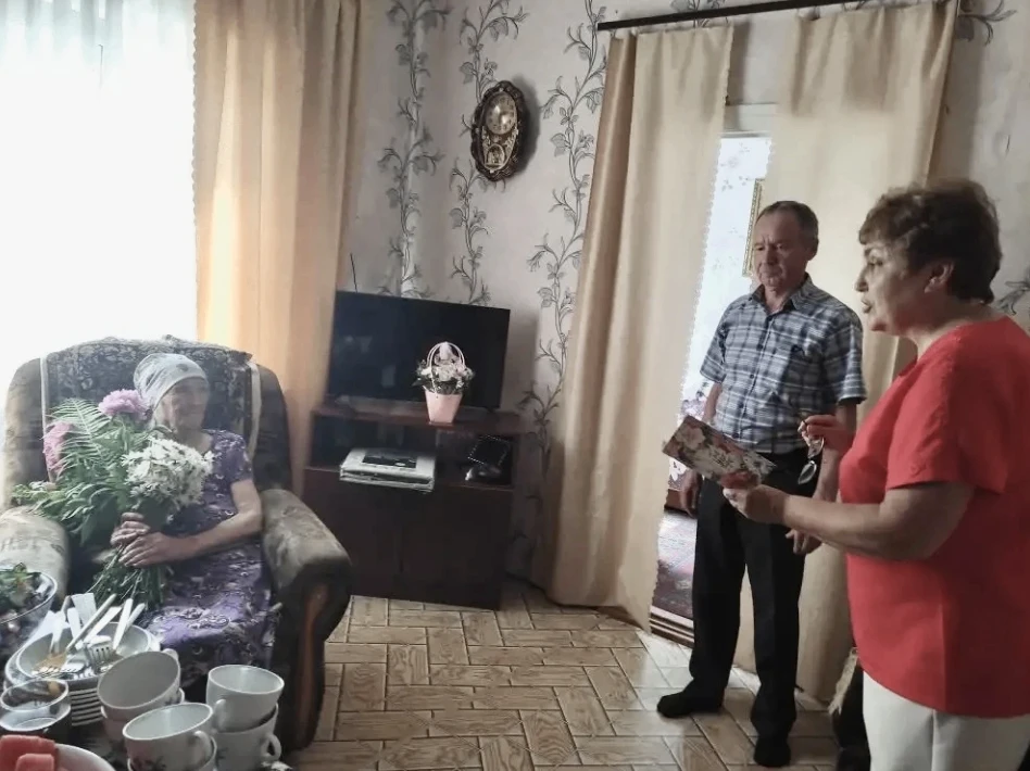 🎉 90 лет — возраст мудрости и красоты!

Замечательную дату отметила удивительная женщина, ветеран п