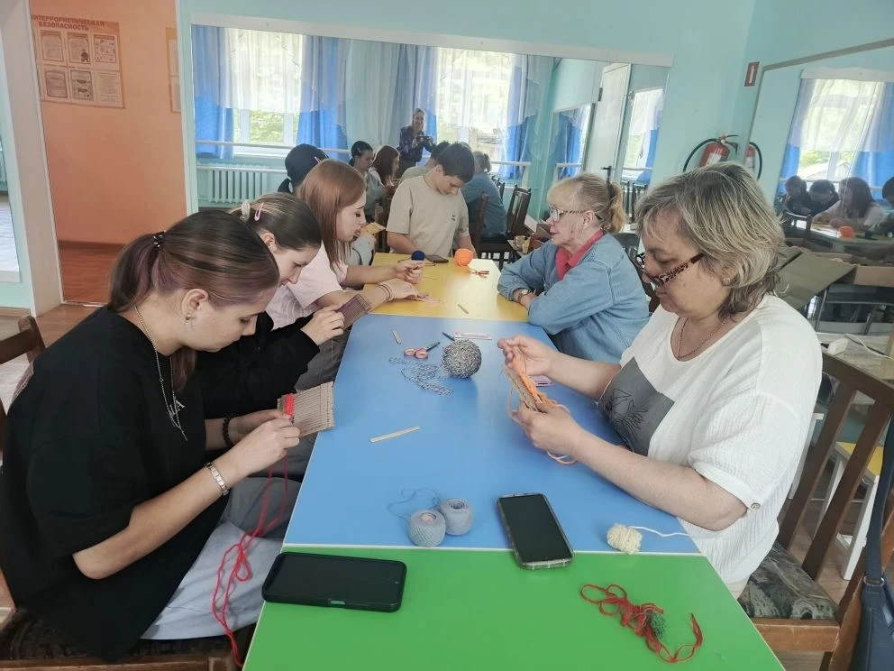 ✂🧵В Центре детского творчества для воспитанников пришкольного лагеря школы с. Зеркальное состоялся 