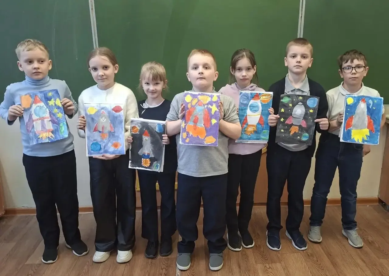 #Школа22 #Уроксинтересом  🚀 Неделя космонавтики - прекрасный повод для творчества и изучения космоса