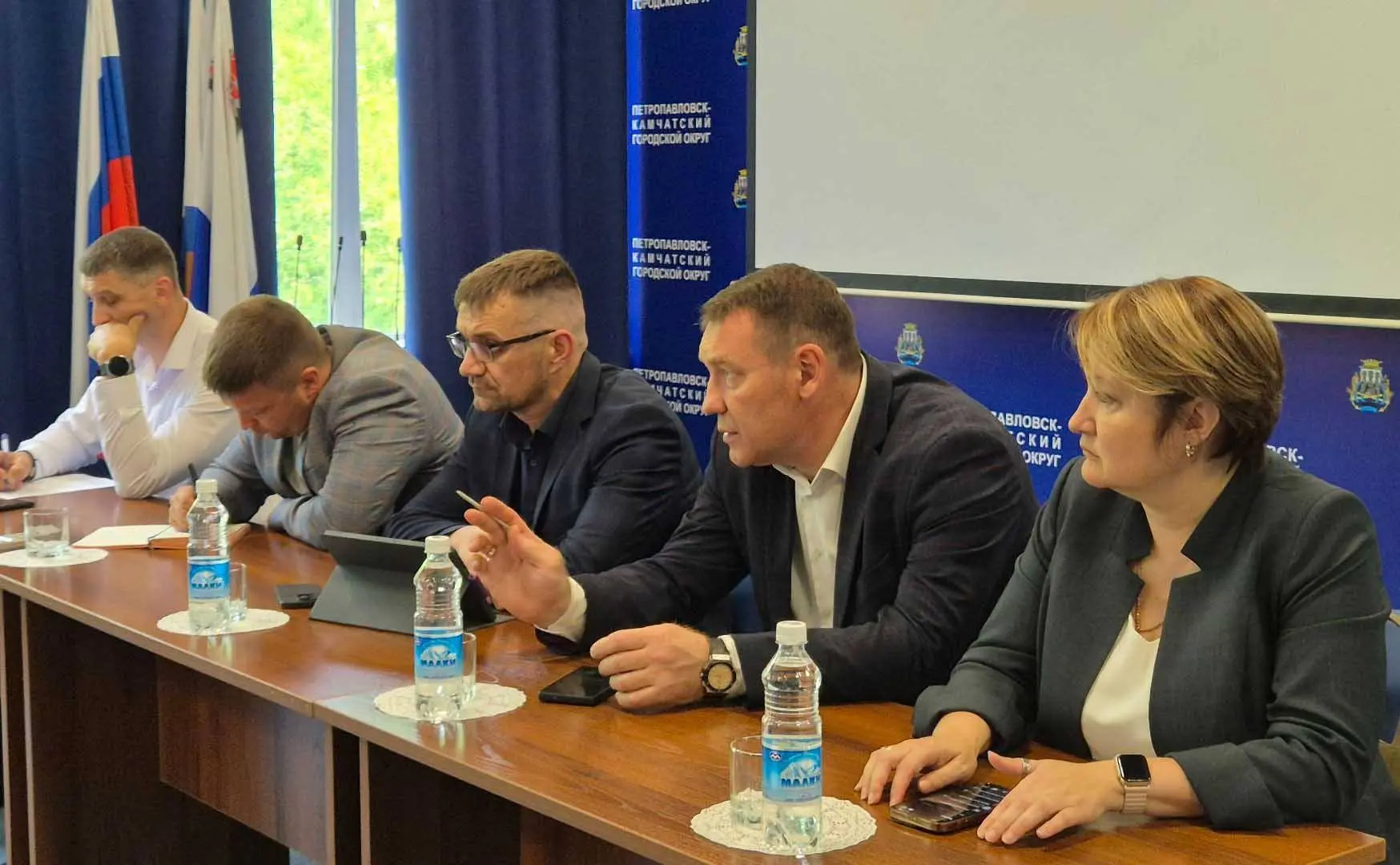 Воровский предупредил горожан, что им предстоит платить за расчистку дворов

«Обращаю внимание жител