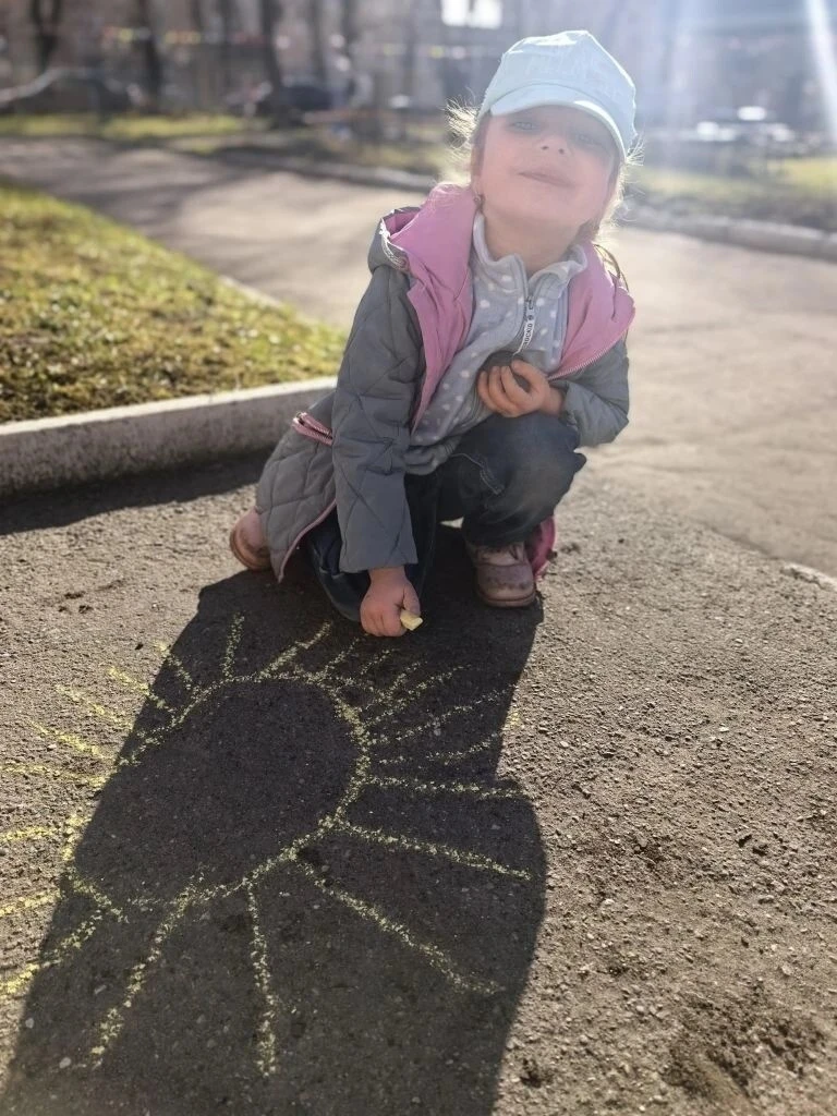 Маленькие художники группы «Незабудка»! 🌸🎨