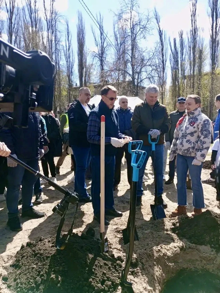🌳Сегодня в Воронеже дан старт большому общерегиональному субботнику и уже шестому сезо...