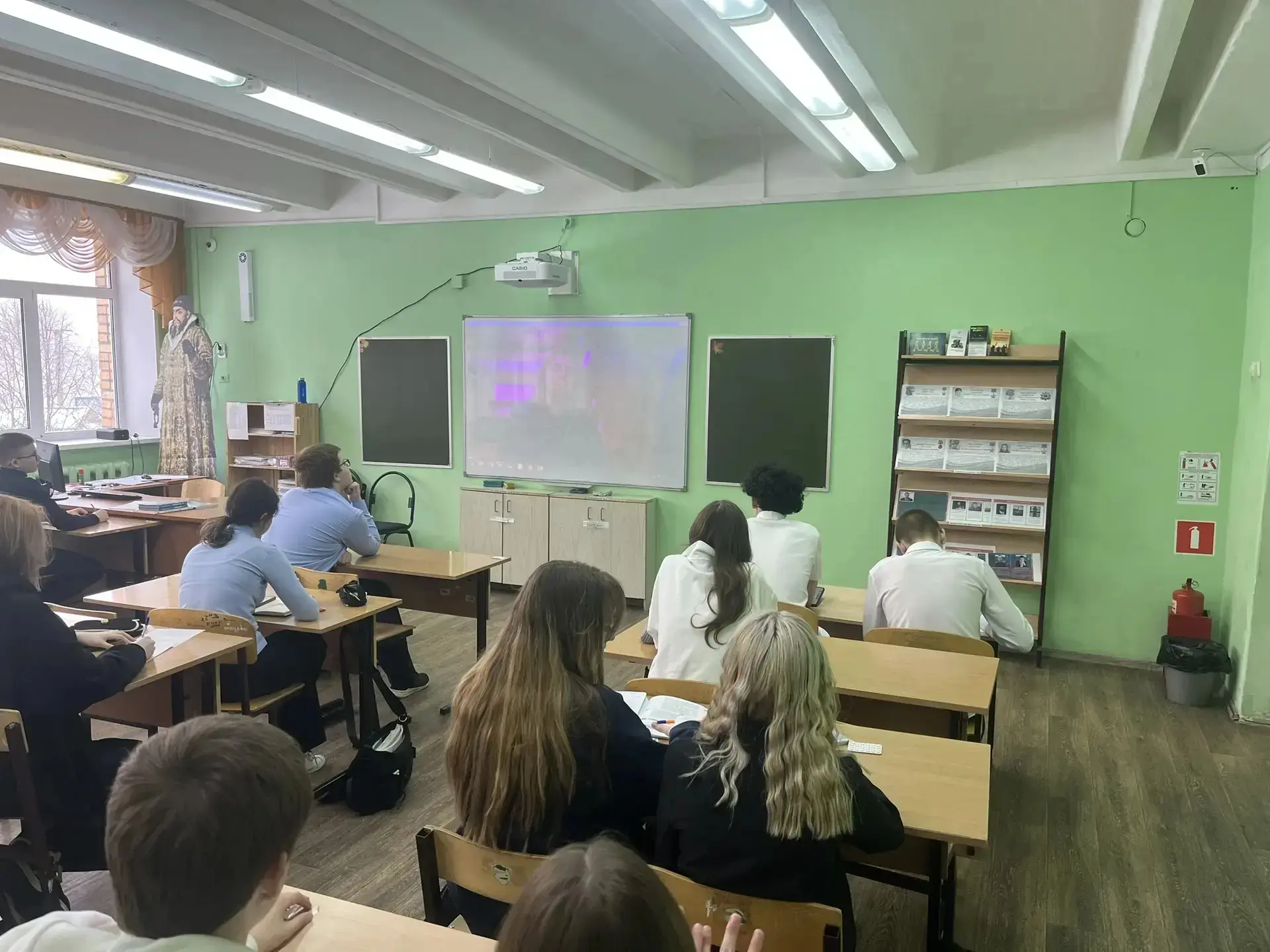 МБОУ Голицынская СОШ 2 🤝✨На занятии из цикла «Разговоры о важном» ребята обсудили тему «Что значит р