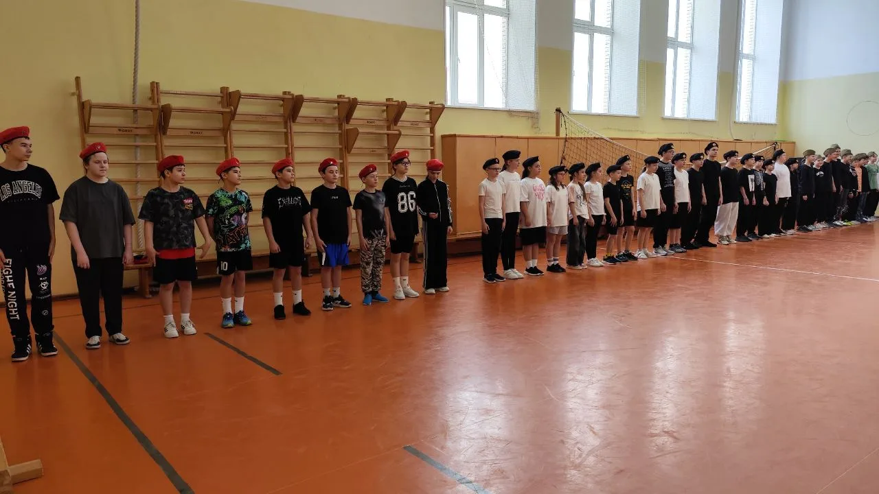 🇷🇺ЗАРНИЦА 2.0 🇷🇺  14 марта в школе прошел отборочный этап Всероссийской военно-патриотической игры «
