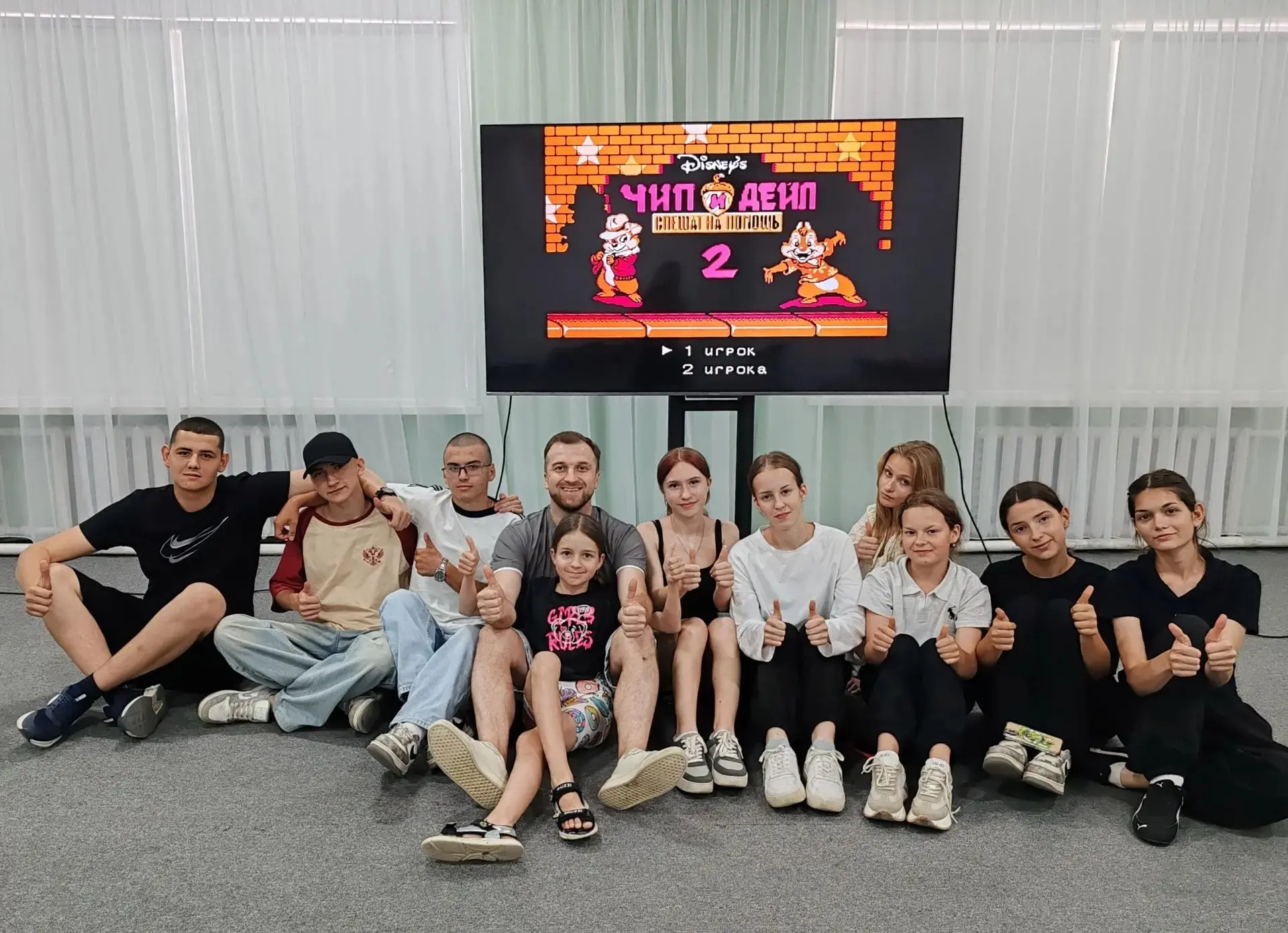 Молодёжный «Квартирник» снова в сборе! 😎

5 июля клуб встретился в формате видеоигр!🕹
В этот день 