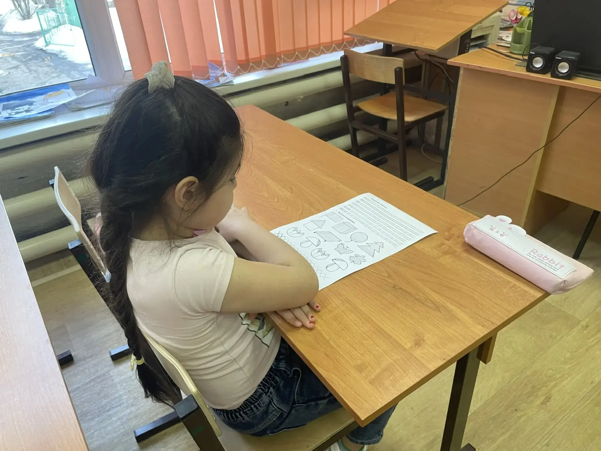 Продолжаются занятия в Школе будущего первоклассника. Сегодня на "Весёлой математике" ребята знакоми