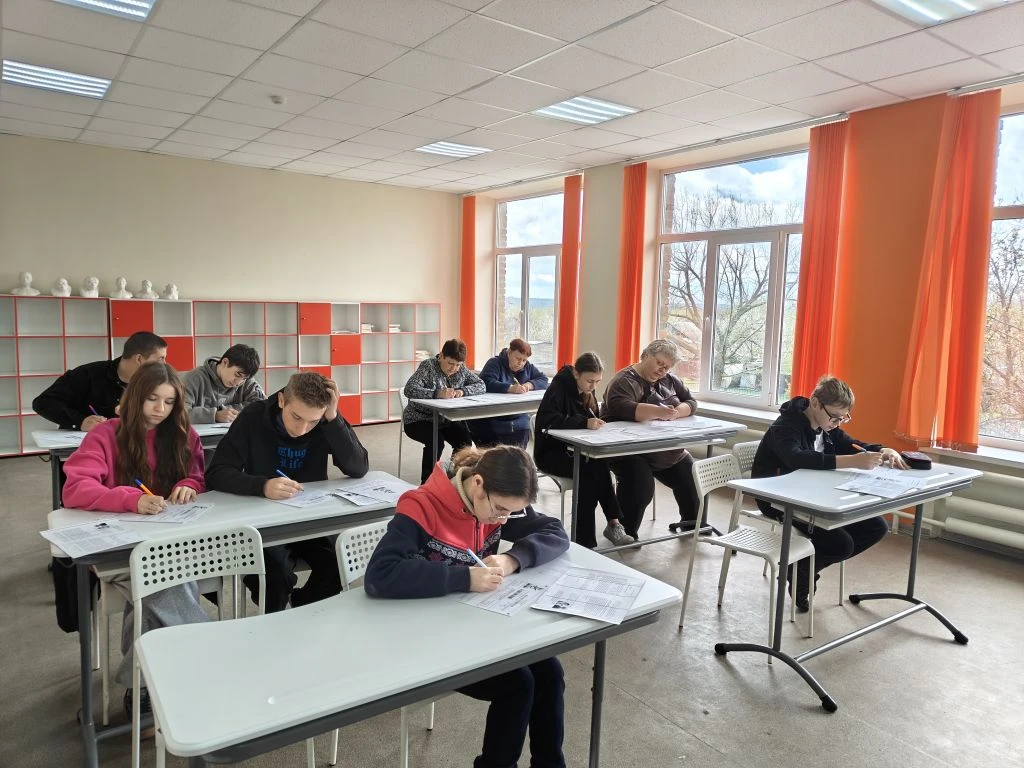 Диктант Победы — 2026! ✍️
24 апреля наша школа вновь приняла участие во Всероссийском историческом д