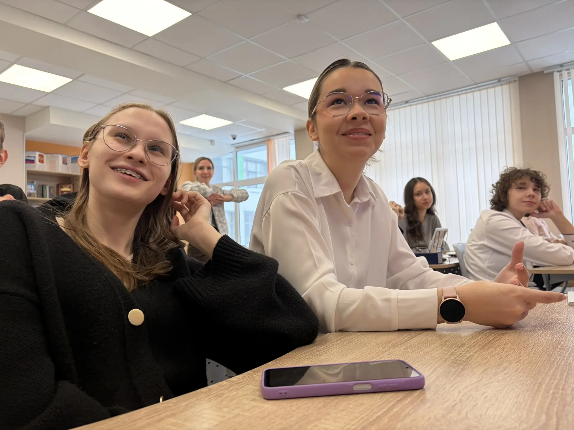 Первые читают!  Наши активисты присоединились ко Всероссийской акции «Открывая книгу», посвященной М