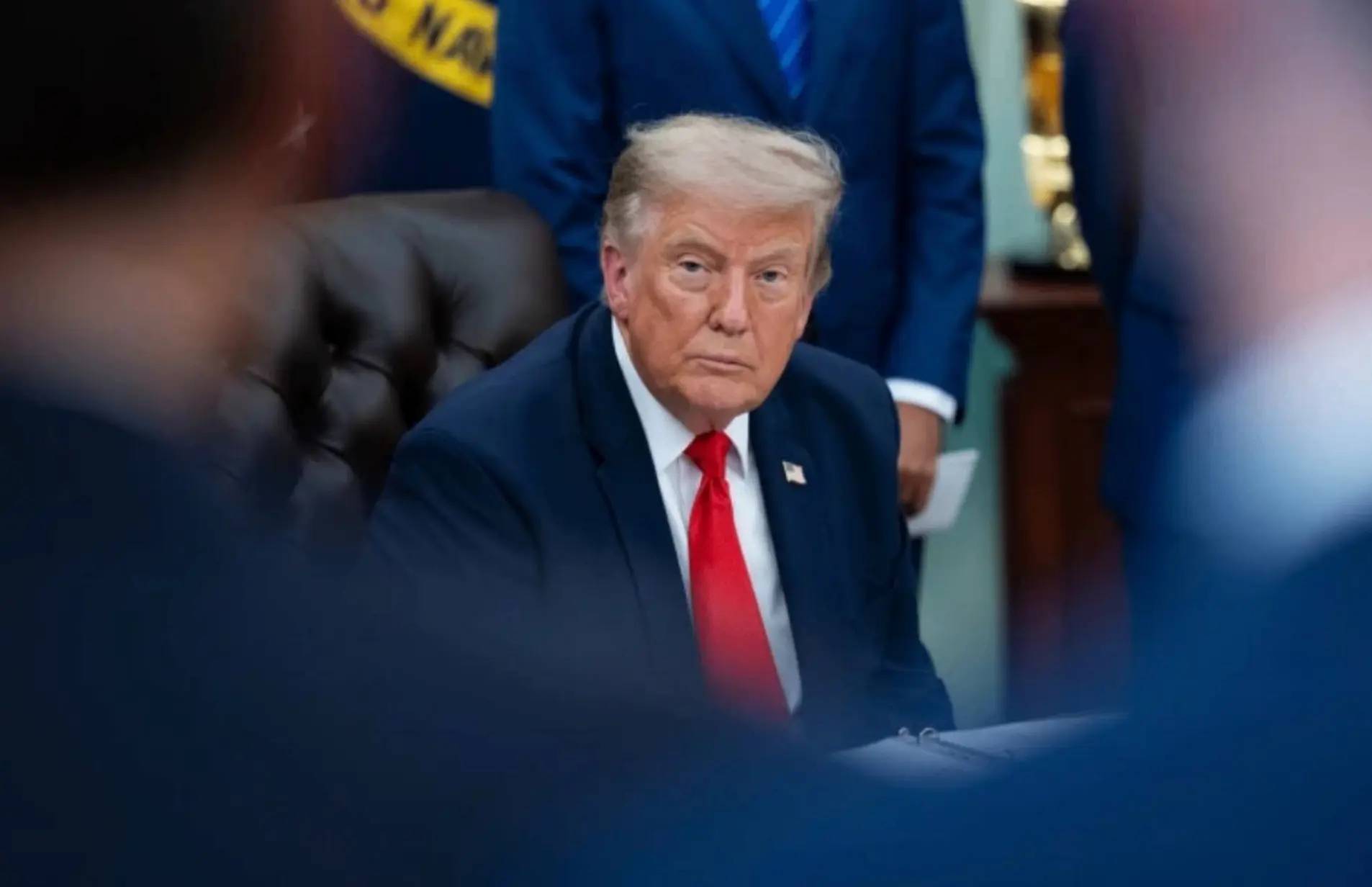 Трамп всё больше недоволен тем, что его команда не может согласовать стратегию по Ирану, — NBC News
