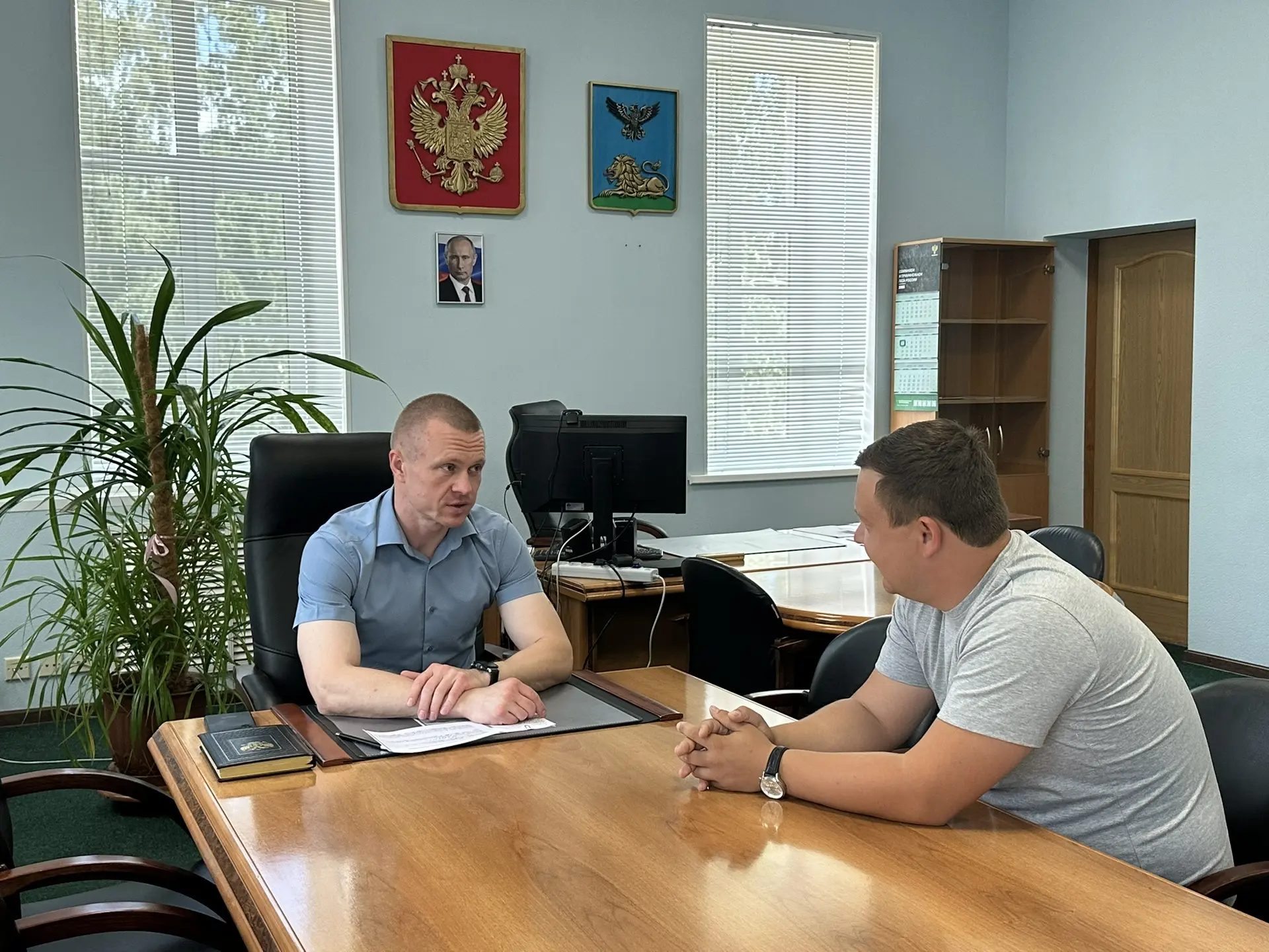 💼 Начальник департамента лесного хозяйства Виктор Владимирович Веретенников провёл лич...