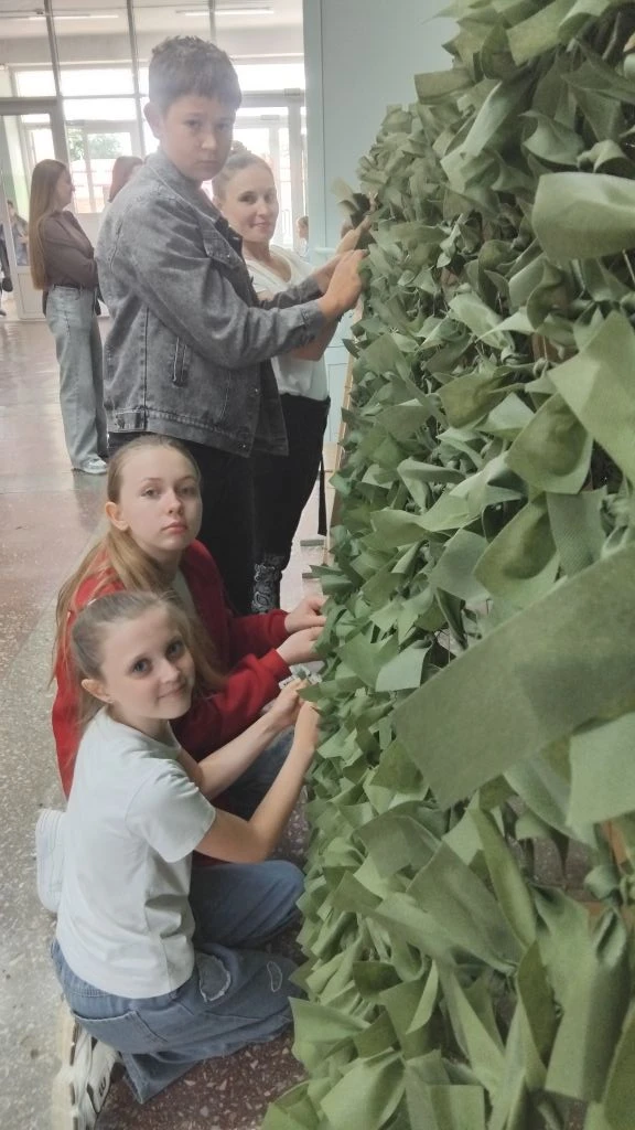 В районном доме культуры продолжается патриотическая акция #СВОимируками