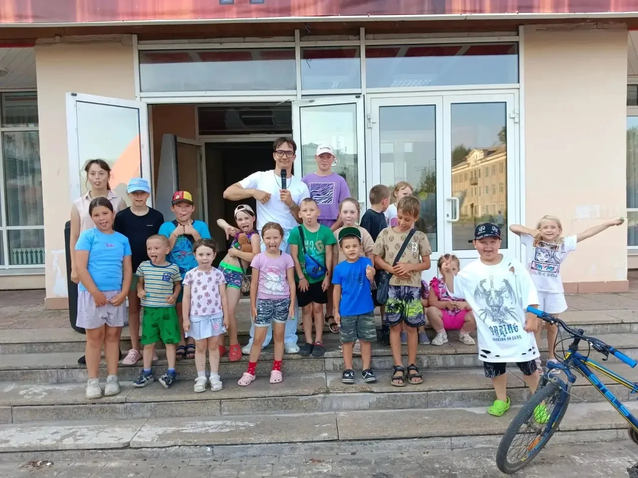 🚂💨 24 июля, на площади Дворца культуры «Металлург» прошла игровая программа. "Олимпийский экспресс