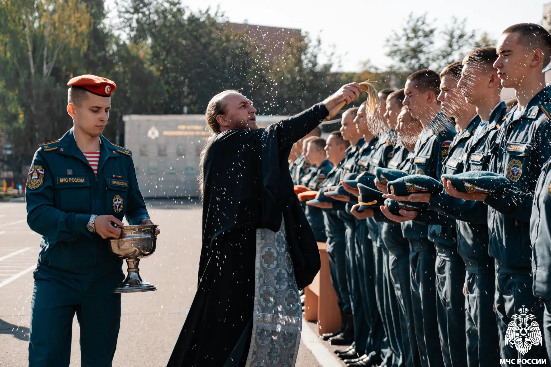🫡 Новый этап на пути к служению: в академии встретили День знаний