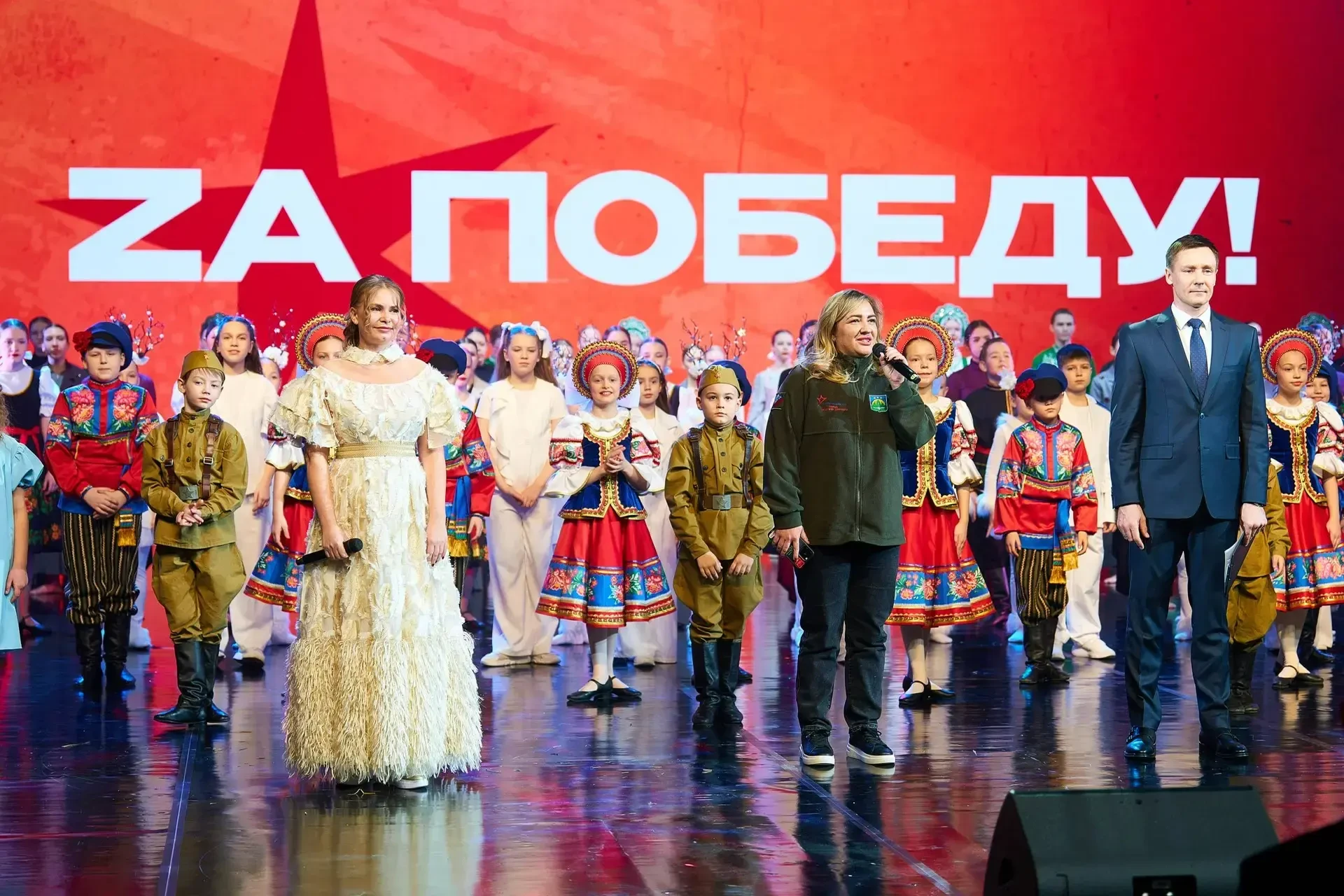 В Ханты-Мансийске прошел благотворительный концерт в поддержку участников специальной военной операц